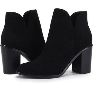 NIB women’s black Laicigo ankle boots. Size 5.5.